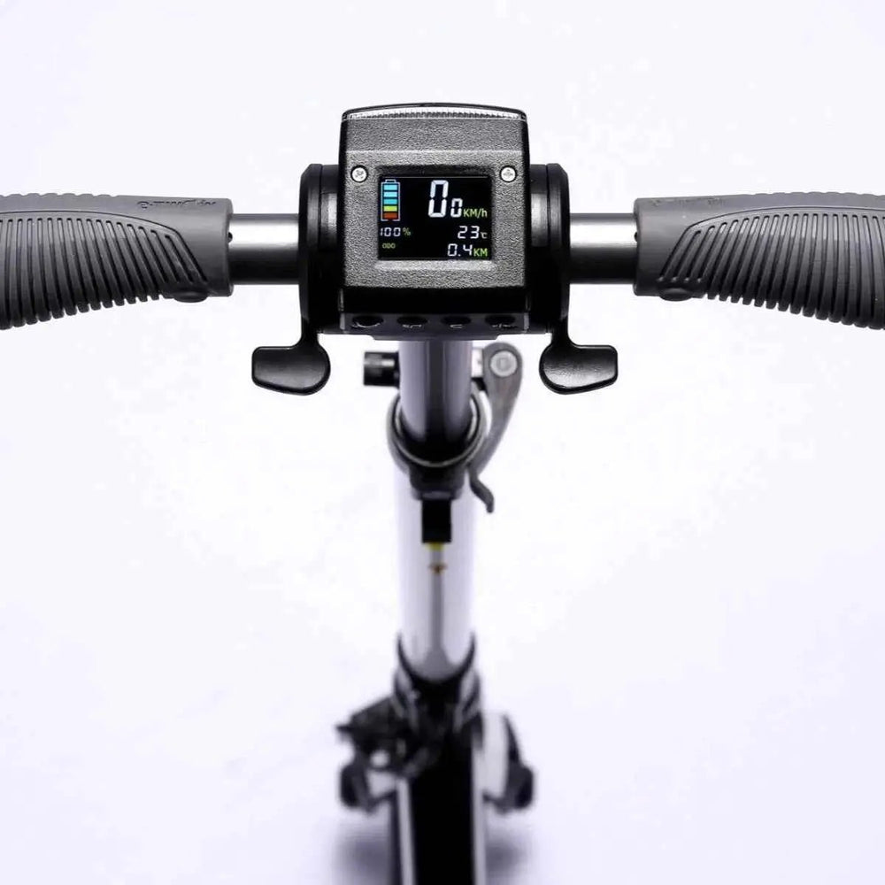 E-Twow Booster SE  – Electric Scooter Cockpit Display and Controls